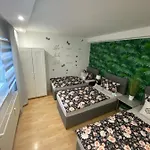 Neubauer Vermietung * Гота