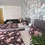 Neubauer Vermietung Apartment *