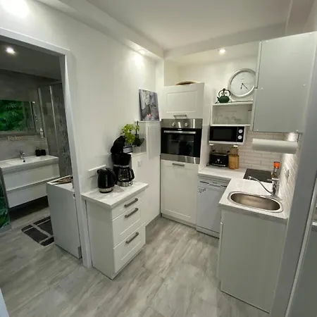 Neubauer Vermietung Apartment *