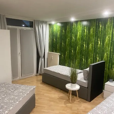 Neubauer Vermietung Apartamento