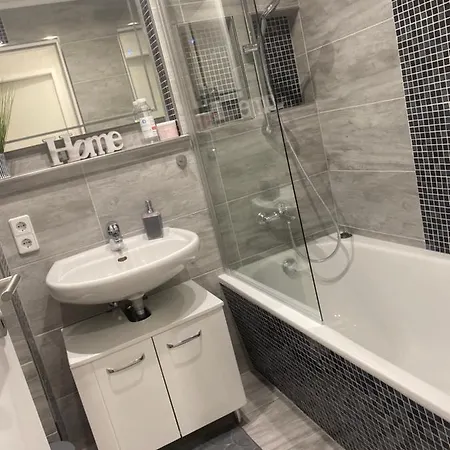 Neubauer Vermietung Lejlighed