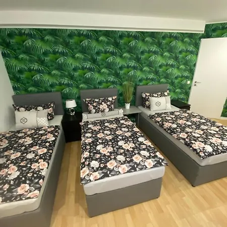 Neubauer Vermietung * Gotha