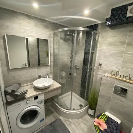 Neubauer Vermietung Apartamento