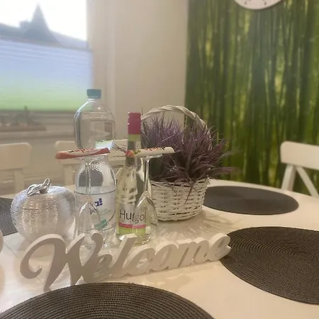 Neubauer Vermietung Apartamento *